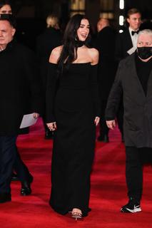 Dua Lipa feet photo thumbnail