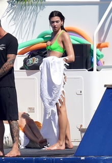 Dua Lipa feet photo thumbnail