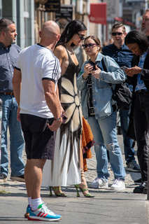 Dua Lipa feet photo thumbnail