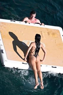 Dua Lipa feet photo thumbnail