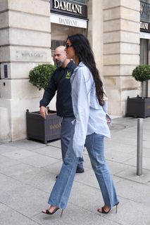 Dua Lipa feet photo thumbnail