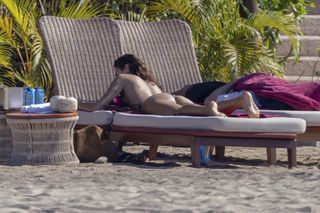Dua Lipa feet photo 4
