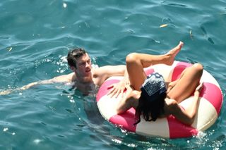 Dua Lipa feet photo 7