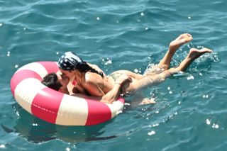 Dua Lipa feet photo 5
