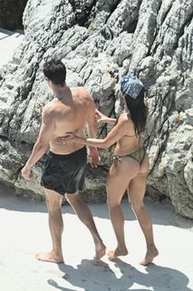 Dua Lipa feet photo 4