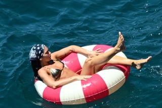 Dua Lipa feet photo 18