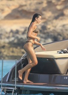 Dua Lipa feet photo 19