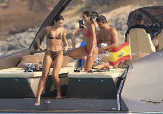 Dua Lipa feet photo 17
