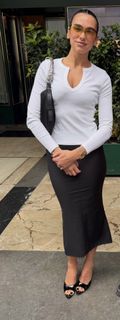 Dua Lipa feet photo 7