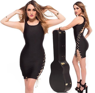 Dulce María feet photo thumbnail