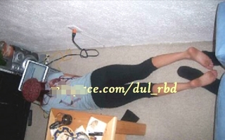 Dulce María feet photo thumbnail