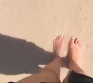 Dulce María feet photo thumbnail