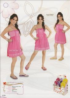 Dulce María feet photo thumbnail