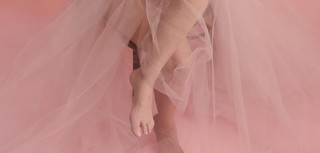 Dulce María feet photo thumbnail