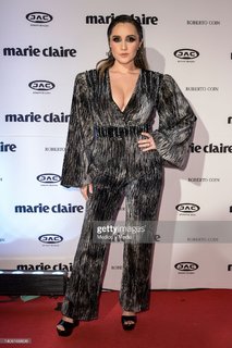 Dulce María feet photo thumbnail