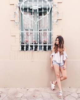 Dulceida feet photo 2