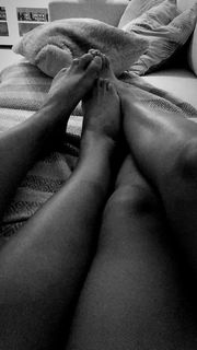 Dulceida feet photo 3