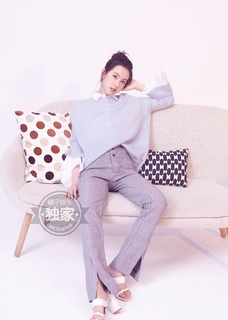 Duling Chen feet photo 14