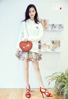 Duling Chen feet photo 3