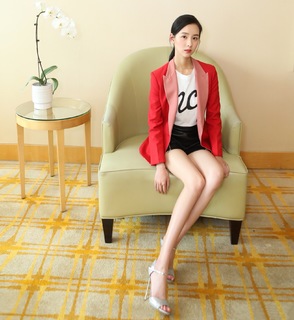 Duling Chen feet photo 1