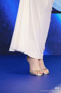 Duling Chen feet photo 6