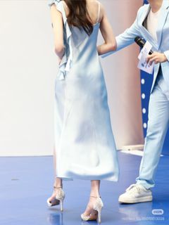 Duling Chen feet photo 8