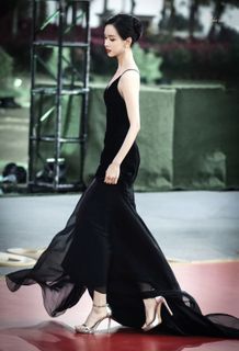Duling Chen feet photo 5