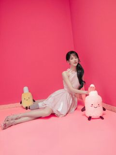 Duling Chen feet photo 7