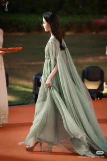 Duling Chen feet photo 12