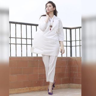 Dur-e-Fishan Saleem feet photo thumbnail