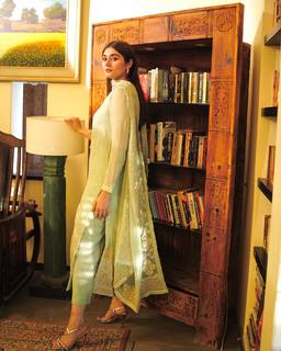 Dur-e-Fishan Saleem feet photo thumbnail