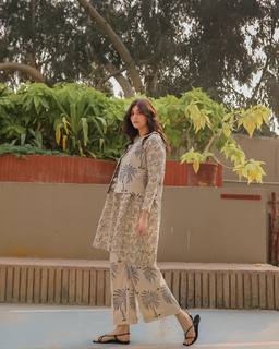 Dur-e-Fishan Saleem feet photo thumbnail