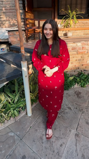 Dur-e-Fishan Saleem feet photo thumbnail