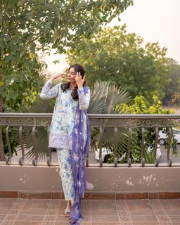 Dur-e-Fishan Saleem feet photo thumbnail