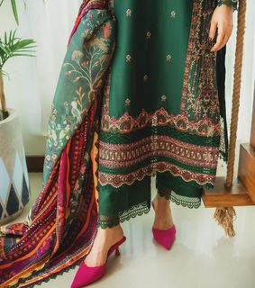 Dur-e-Fishan Saleem feet photo thumbnail