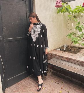 Dur-e-Fishan Saleem feet photo thumbnail