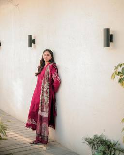 Dur-e-Fishan Saleem feet photo thumbnail