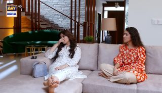 Dur-e-Fishan Saleem feet photo thumbnail