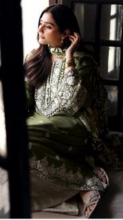 Dur-e-Fishan Saleem feet photo thumbnail