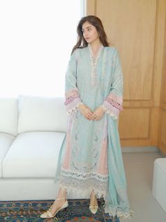 Dur-e-Fishan Saleem feet photo 12