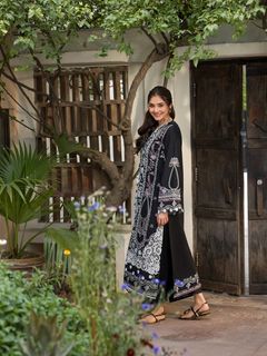 Dur-e-Fishan Saleem feet photo 16