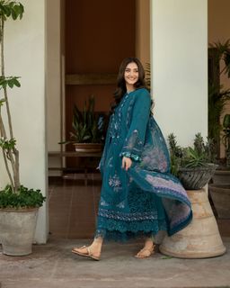 Dur-e-Fishan Saleem feet photo 12