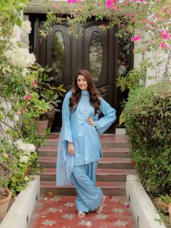 Dur-e-Fishan Saleem feet photo 3
