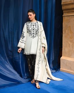 Dur-e-Fishan Saleem feet photo 19