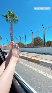 Duru Önver feet photo 17