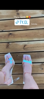 Duru Önver feet photo 5