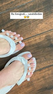 Duru Önver feet photo 15