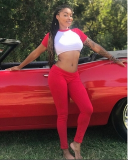 Dutchess Lattimore feet photo 1