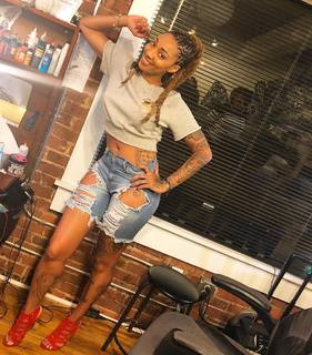 Dutchess Lattimore feet photo 11