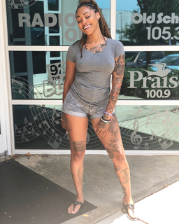 Dutchess Lattimore feet photo 16